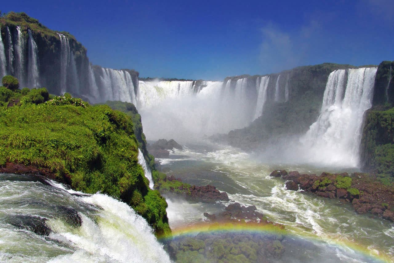 Cataratas Brasileiras + Paraguai — saída dos hotéis do centro